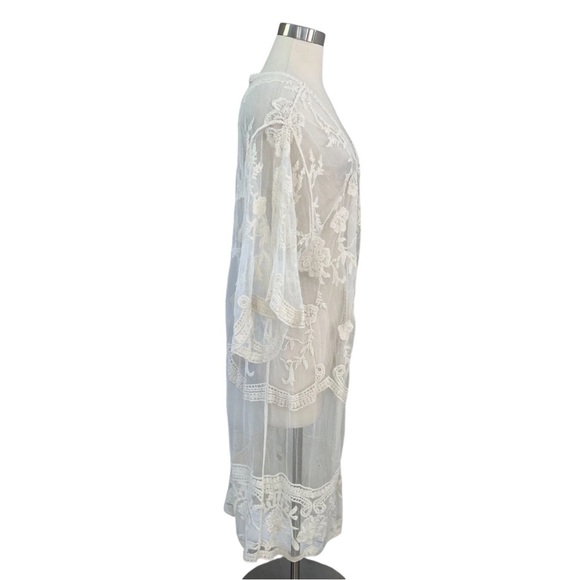 Adiva Cream Lace Overlay Sz XL - Picture 8 of 8